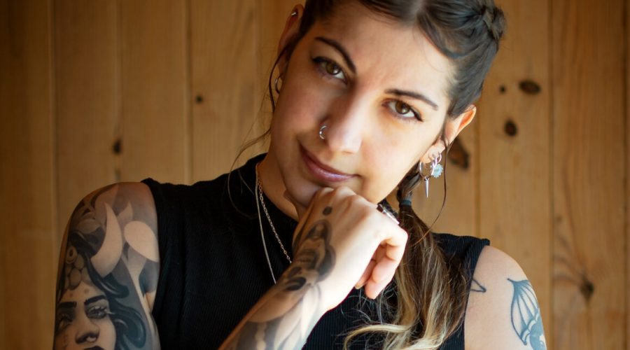 Laura Ortiz, le temps s'arrête dans la beauté noire et grise