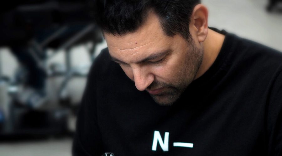 Les tatouages de portrait de Jac Alonso